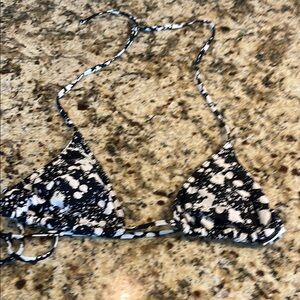 GAP Black and White Geometric Bikini Top